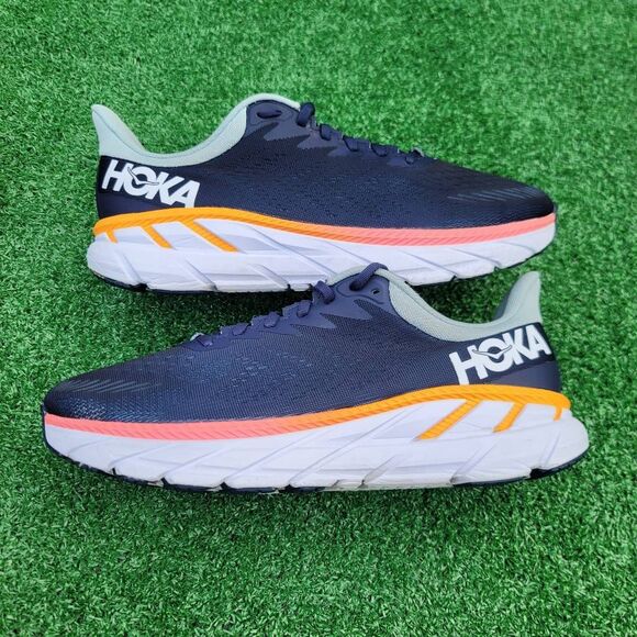 Hoka One One Clifton 7 wide - Women's running shoes - Size 10.5D